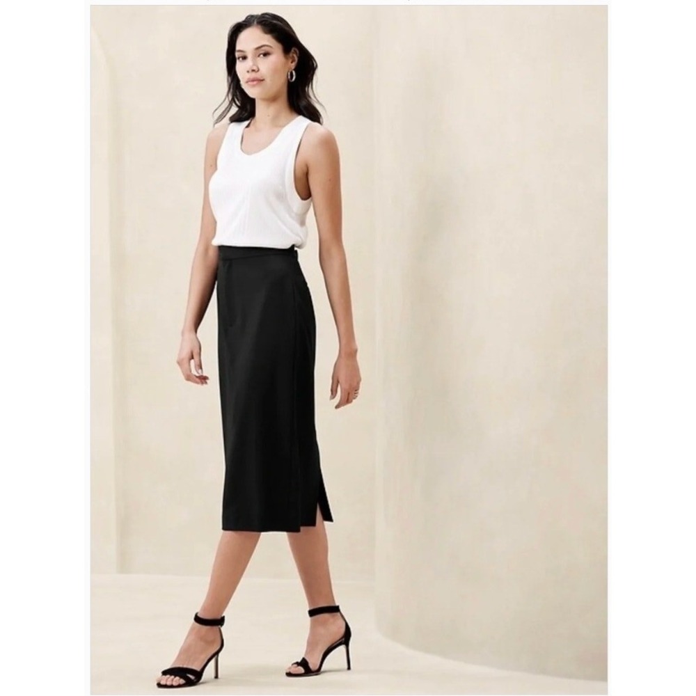 Banana Republic Women's Size 8 Sculpted Midi Skirt Pencil Black Stretch Wool Zip